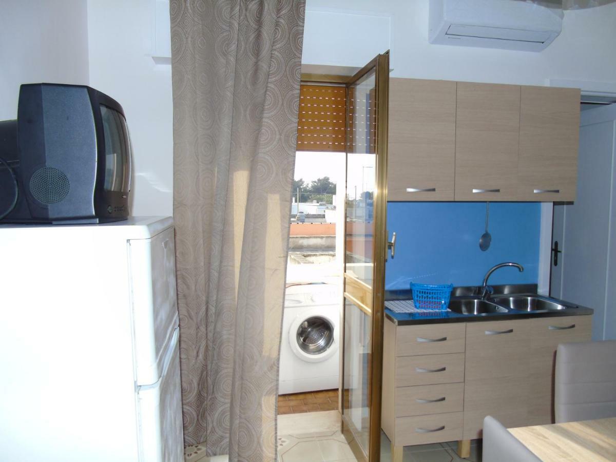 Mmera Mare Appartement Torre Lapillo Buitenkant foto
